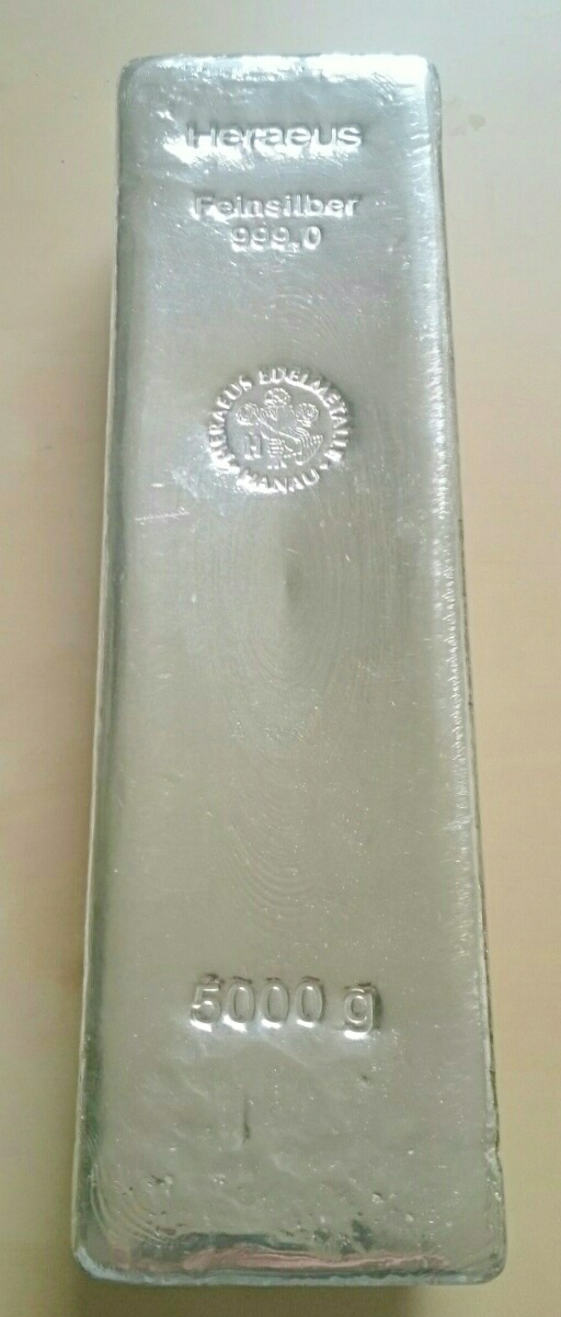 Silver bar 5 kg 999/1000 Ag - výrobcovia Heraeus, Argor-Heraeus a Műnze Osterreich
